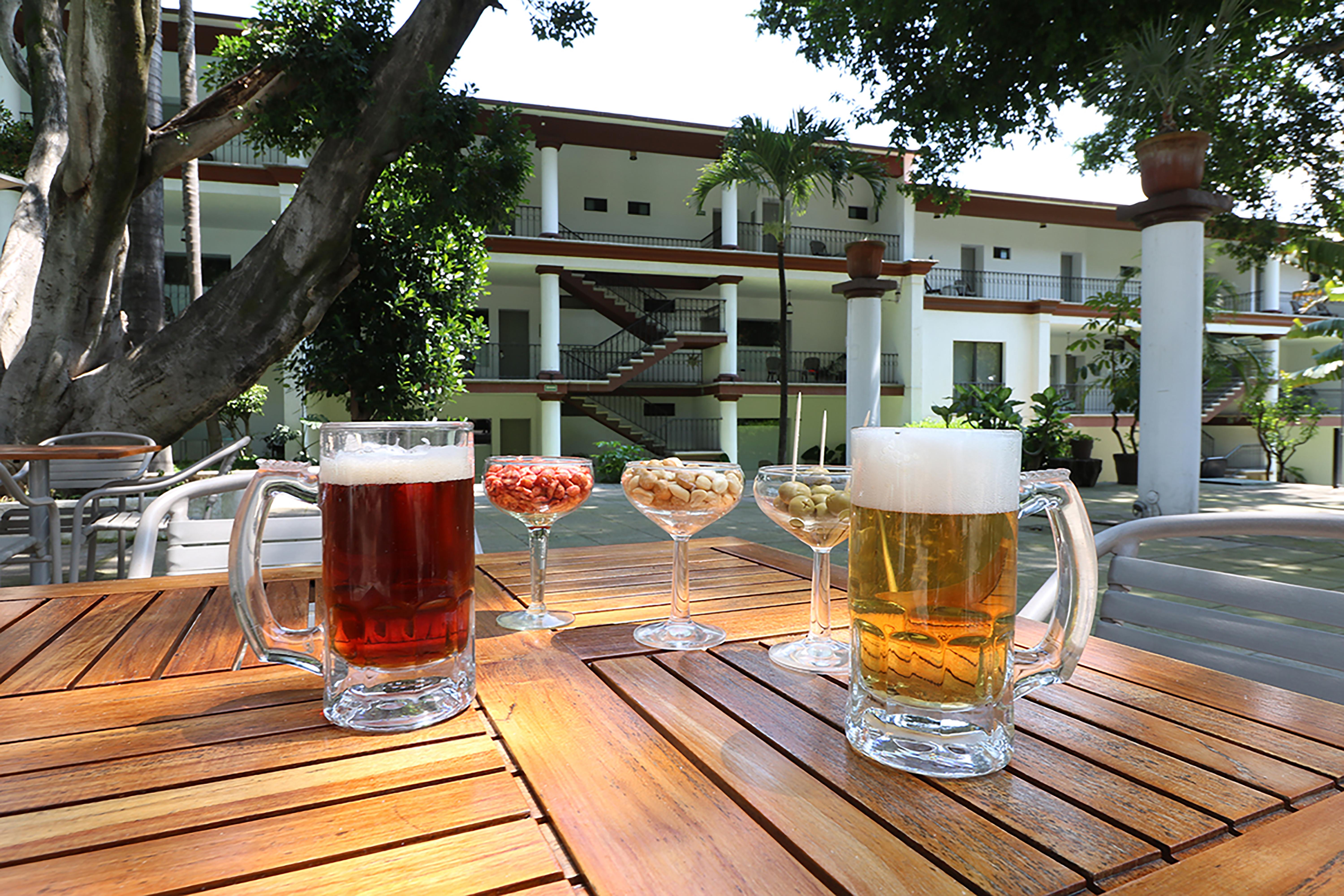 Misión Grand Cuernavaca Hotel Exterior foto